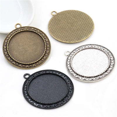 Front view of crosshatch border pendant bezel blank finish options