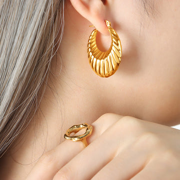 Gold U-Shaped Ribbed Hollow Statement Hoop Earrings