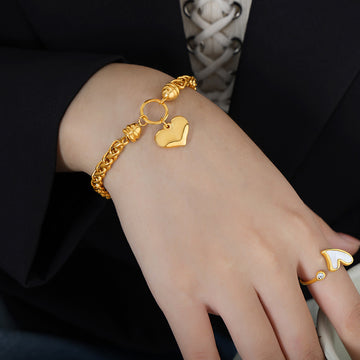 Gold Twisted Rope Chain Bracelet Heart Charm Circle Clasp