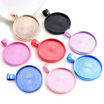 Colorful Round Bezel Pendant Trays with Textured Backs
