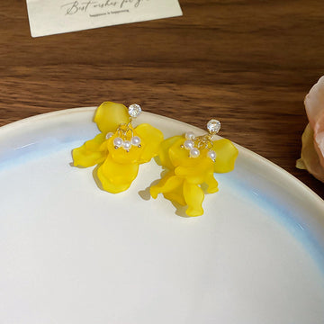 Yellow Flower and Pearl Dangle Stud Earrings Fashion Earrings