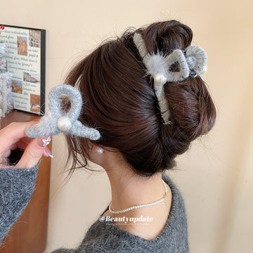 Gray Sparkle Yarn Claw Hair Clip Pearl Fur Pom Accent