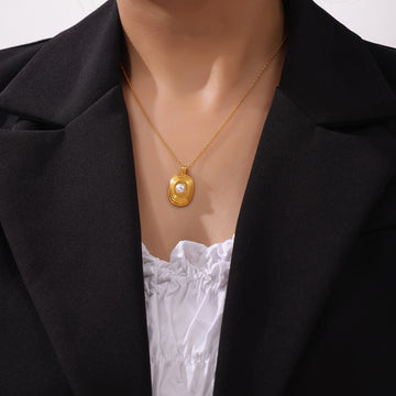 Concentric Oval Pearl Pendant Necklace Gold Silver