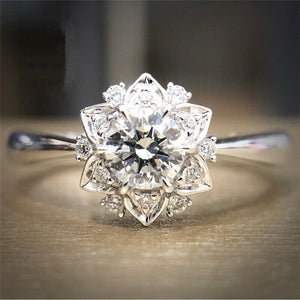 Silver Flower Halo Clear CZ Snowflake Style Ring Metal