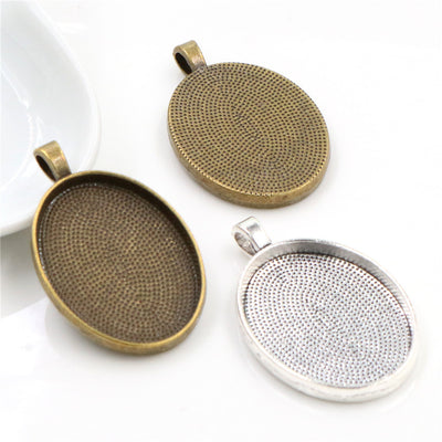 Floral oval pendant trays showing the overall assortment