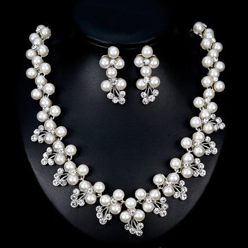 Black Silver Tone Pearl Crystal Collar Crystal Metal Necklace