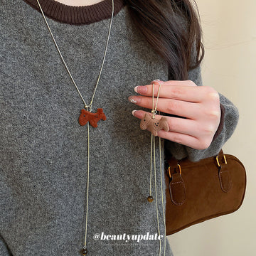 Brown Flocked Horse Pendant Lariat Necklaces in Two Shades