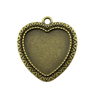 Engraved Heart Cabochon Pendant Trays in Two Finishes