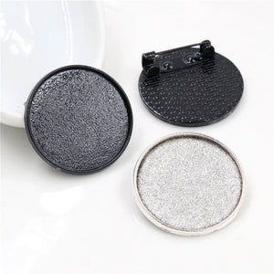 Round Brooch Bezel Settings in Black and Antique Silver
