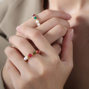 Stretch Pearl Bead Rings Red Green Faceted Stones Gold Accents