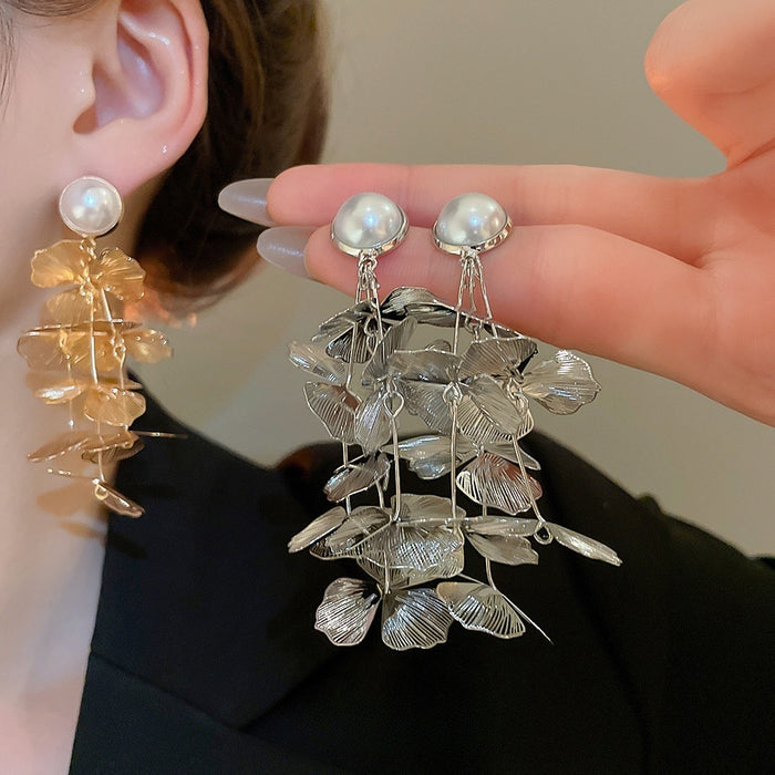 Light Luxury Metal Hollow Flower Tassel Drop Earrings With Silver Needle For Women