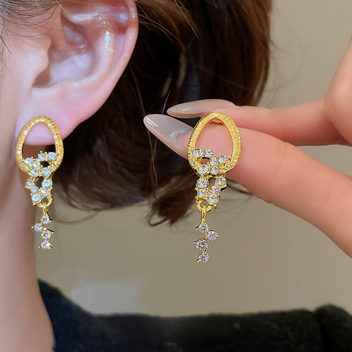 Light Luxury Alloy Oval Rhinestone Tassel Drop Earrings French Vintage Elegant Stud Style