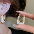 Gold Plated Geometric Oval Imitation Pearl Retro Elegant Daily Wear Earrings For Women view 4