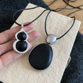 Old Money Style Resin Gourd Oval Pendant Sweater Necklace Minimalist Geometric Daily Accessory view 2