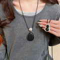 Old Money Style Resin Gourd Oval Pendant Sweater Necklace Minimalist Geometric Daily Accessory view 1