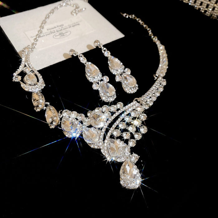 Light Luxury Alloy Rhinestone Teardrop Pendant Stud Earrings Necklace Jewelry Set