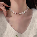 Light Luxury Stainless Steel Beaded Faux Pearl Geometric Round Clavicle Necklace For Women view 3