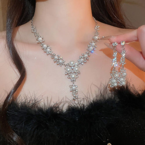 Light Luxury Faux Pearl Rhinestone Flower Necklace And Stud Earrings Jewelry Set For Women
