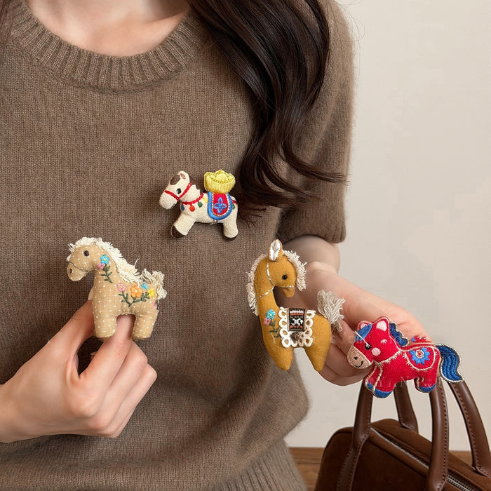 Light Luxury Fabric Flower Horse Brooch Cartoon Zodiac Pin For Women Elegant Accessory
