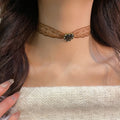 French Vintage Lace Resin Heart Pendant Necklace For Women Light Luxury Clavicle Chain view 3
