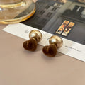 Elegant Flocked Heart Pearl Stud Earrings Hong Kong Style Light Luxury Geometric Personalized Women Earrings view 2