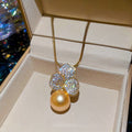 Gold Plated Zircon Flower Faux Pearl Necklace French Vintage Light Luxury Elegant Collarbone Chain view 4