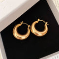 Smooth Metal Round Earrings For Women Geometric Minimalist Light Luxury Everyday Fashion Ear Cuffs view 4