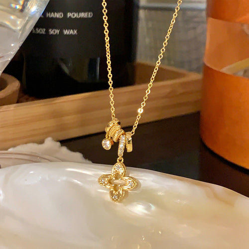 French Vintage Copper Zircon Flower Pendant Necklace, Elegant Light Luxury Clavicle Chain