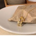 French Vintage Copper Zircon Flower Pendant Necklace, Elegant Light Luxury Clavicle Chain view 4
