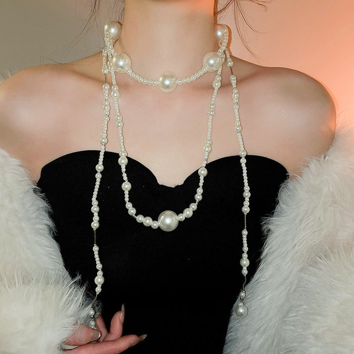 French Vintage Layered Faux Pearl Sweater Necklace Old Money Elegant Geometric Round Pendant For Women