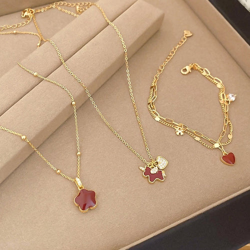 Gold Plated Copper Zircon Horse Necklace And Bracelet Jewelry Set, Light Luxury Everyday Style