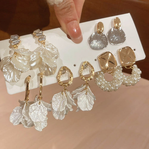 Light Luxury Floral Petal Faux Pearl Rhinestone Stud Earrings Jewelry Set For Women