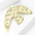 Smooth Alloy Peace Dove Brooch Pin For Unisex Lapel Decoration view 3