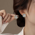 Vintage Light Luxury Alloy Rhinestone Flower Stud Earrings For Women Accessories view 2