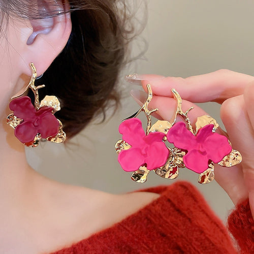 Light Luxury Painted Flower Alloy Drop Earrings For Women, Vintage Minimalist Floral Ear Jewelry