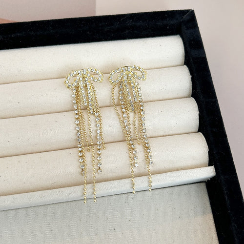 Elegant Rhinestone Bowknot Long Tassel Alloy Silver Needle Light Luxury Daily Commuter Women's Earrings