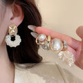 Light Luxury Floral Petal Faux Pearl Rhinestone Stud Earrings Jewelry Set For Women – Gold view 2