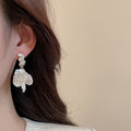 Light Luxury Floral Petal Faux Pearl Rhinestone Stud Earrings Jewelry Set For Women – Gold view 4