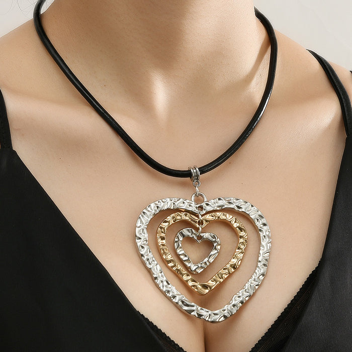 Two Tone Heart Pendant Necklace, Retro Metal Texture Cowhide Leather Collarbone Chain Jewelry