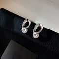Alloy Zircon Oval Hollow Stud Earrings, Minimalist Geometric Light Luxury Fashion Jewelry view 1