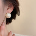 French Retro Flower Faux Pearl Stud Earrings Jewelry Set Light Luxury Niche Design view 4