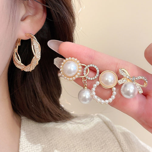 Old Money Floral Faux Pearl Rhinestone Stud Earrings Jewelry Set For Women