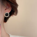 Light Luxury Geometric Faux Pearl Stud Earrings With Rhinestone Enamel Quadrilateral Design view 2