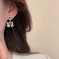 Light Luxury Geometric Faux Pearl Stud Earrings With Rhinestone Enamel Quadrilateral Design view 4