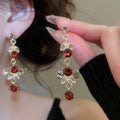 French Vintage Alloy Rhinestone Flower Tassel Earrings And Necklace Jewelry Set Elegant Palace Style view 3