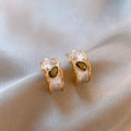 Light Luxury Geometric Round Faux Pearl Zircon Stud Earrings With Silver Pins view 3