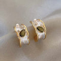 Light Luxury Geometric Round Faux Pearl Zircon Stud Earrings With Silver Pins view 1