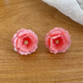 Sweet Resin Flower Stud Earrings With Silver Needle Minimalist Fresh Fashion Floral Jewelry view 4