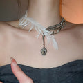 Feather Rhinestone Asymmetric Necklace Old Money Style Geometric Collarbone Choker For Women view 1