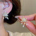 French Vintage Copper Zircon Pearl Flower Stud Earrings Light Luxury Elegant Floral Jewelry view 1